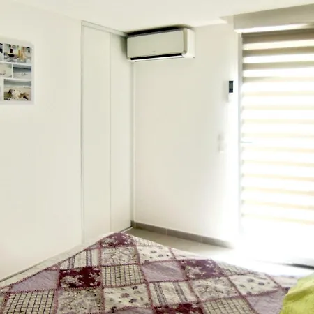 A Raphael 55 M² Avec Piscine Partagee Апартаменти *